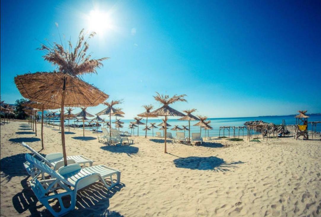 Apartment In Prestige Fort Beach Sveti Vlas Exterior photo